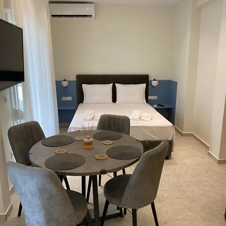 3rd Floor A Microapartment شقة كافالا